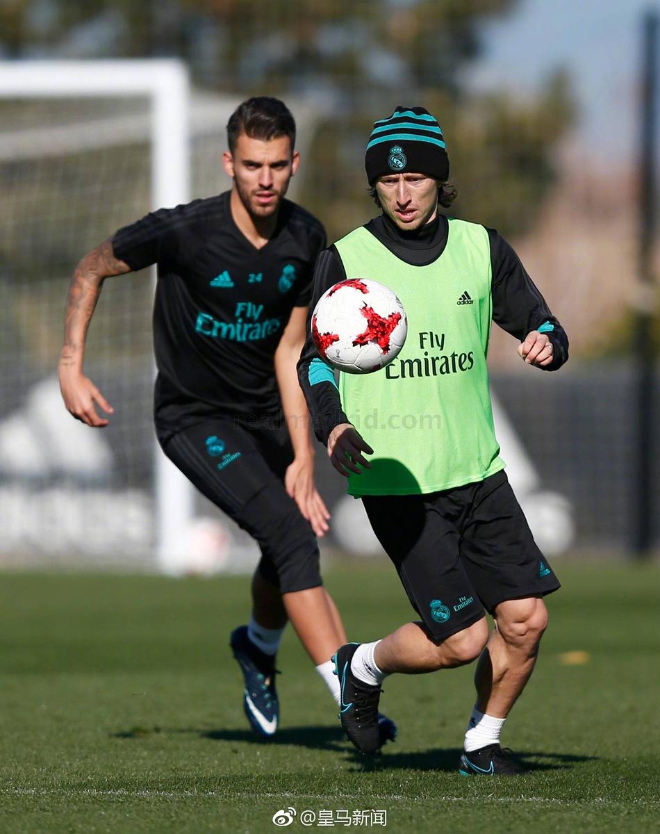 国际比赛日体能课后,尼斯官宣签约备战国王杯,引发热议,团队化学反应显著(中国对日本比赛回放) 国际比赛日体能课后,尼斯官宣签约备战国王杯,引发热议,团队化学反应显著(中国对日本比赛回放)